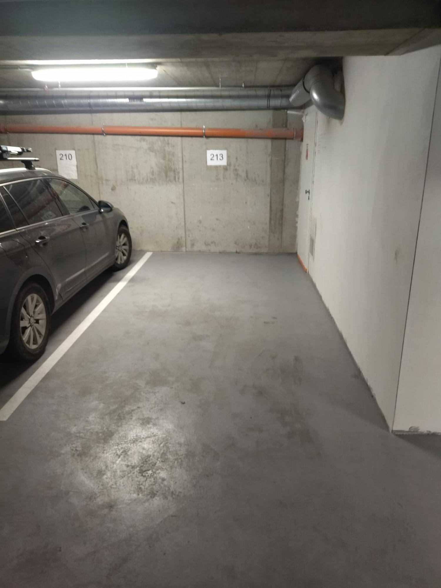 Brand New Studio Apartment #24 In Elite Residence With Free Secure Parking In The Center Прага Экстерьер фото