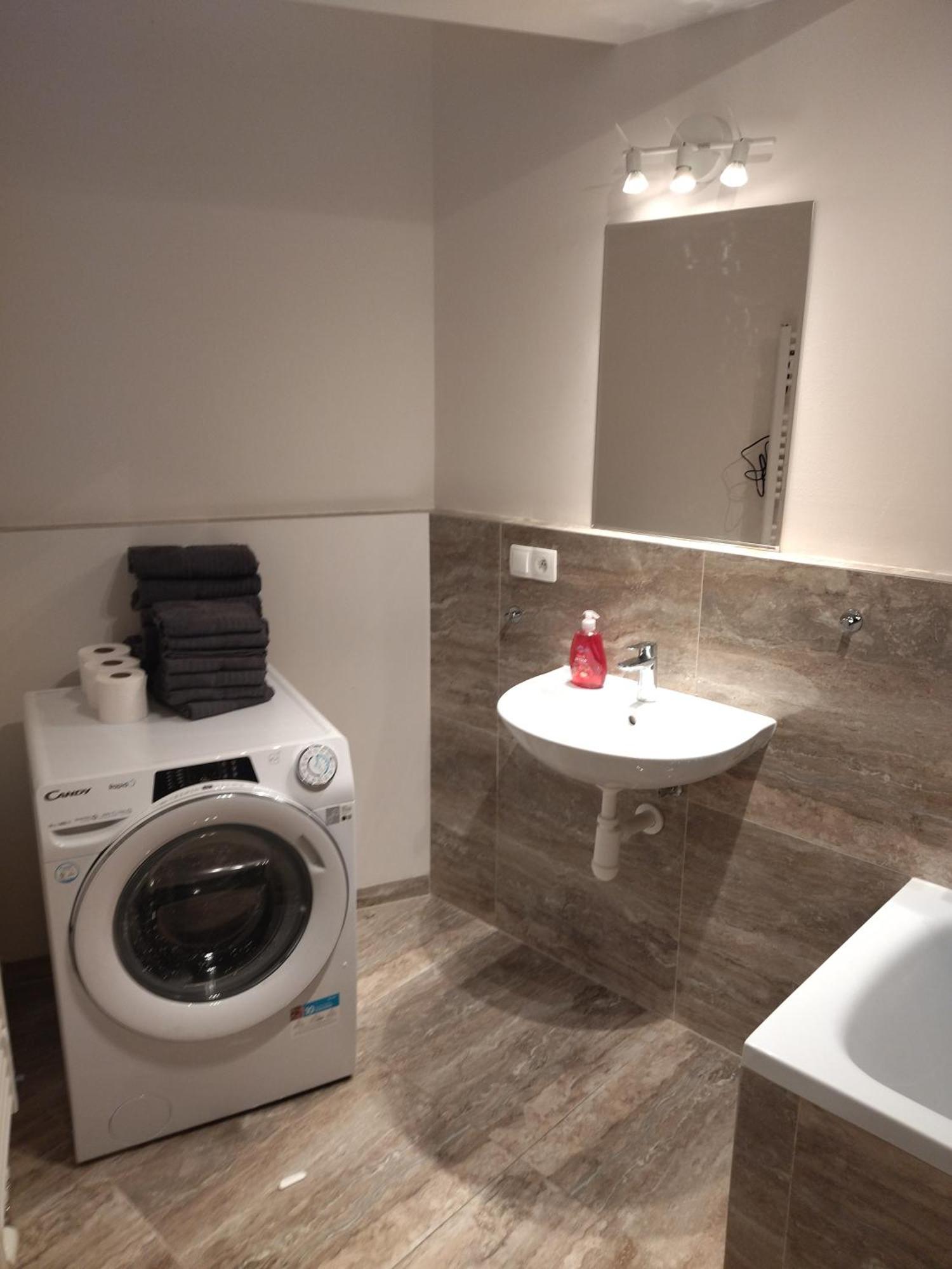 Brand New Studio Apartment #24 In Elite Residence With Free Secure Parking In The Center Прага Экстерьер фото