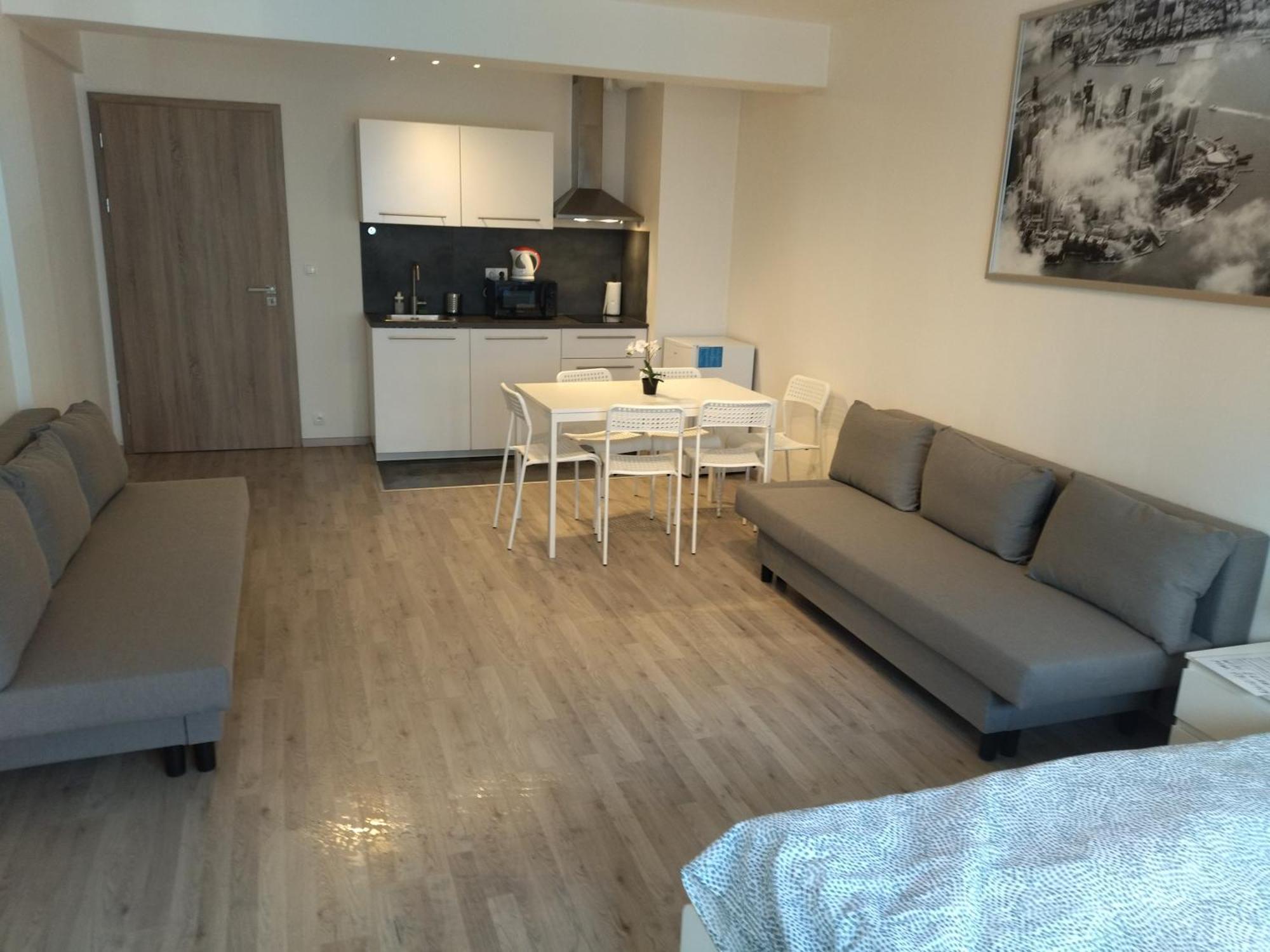 Brand New Studio Apartment #24 In Elite Residence With Free Secure Parking In The Center Прага Экстерьер фото
